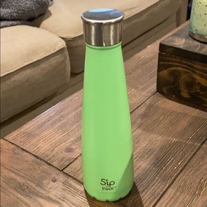 Sip by S’well Water Bottle